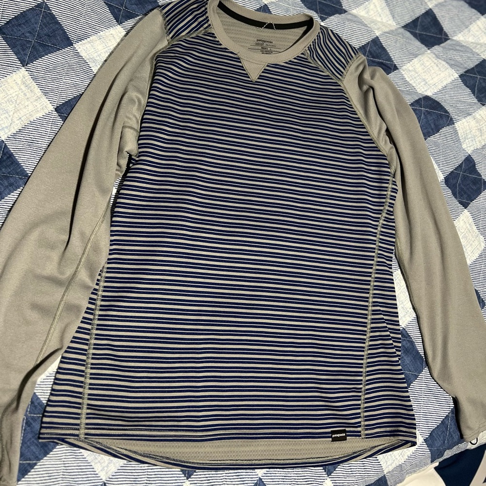 Patagonia men’s Capilene size large
